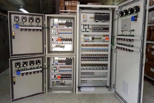 PLC控制柜